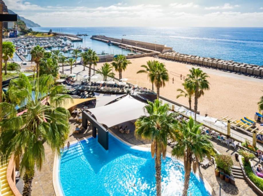 Sunny Rooftop & Perfect View Apartment Arco da Calheta  Bagian luar foto