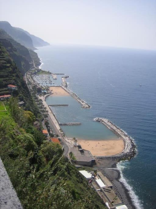 Sunny Rooftop & Perfect View Apartment Arco da Calheta  Bagian luar foto