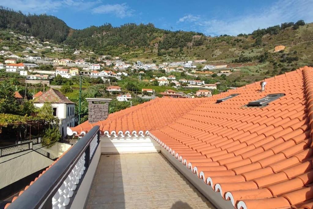 Sunny Rooftop & Perfect View Apartment Arco da Calheta  Bagian luar foto